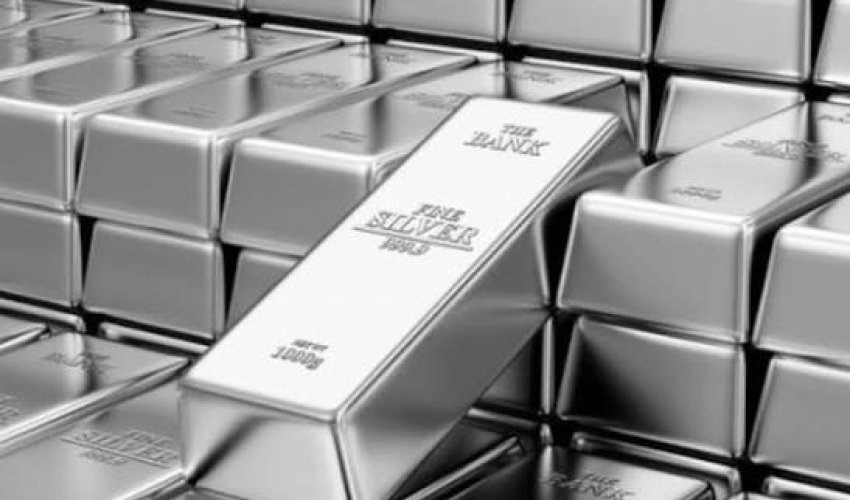 Серебро вновь подскочило в цене