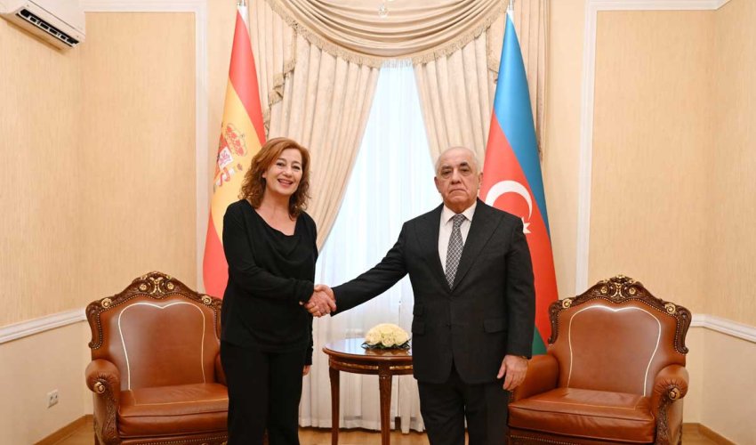 Baş nazir İspaniya Deputatlar Konqresinin sədri ilə görüşüb