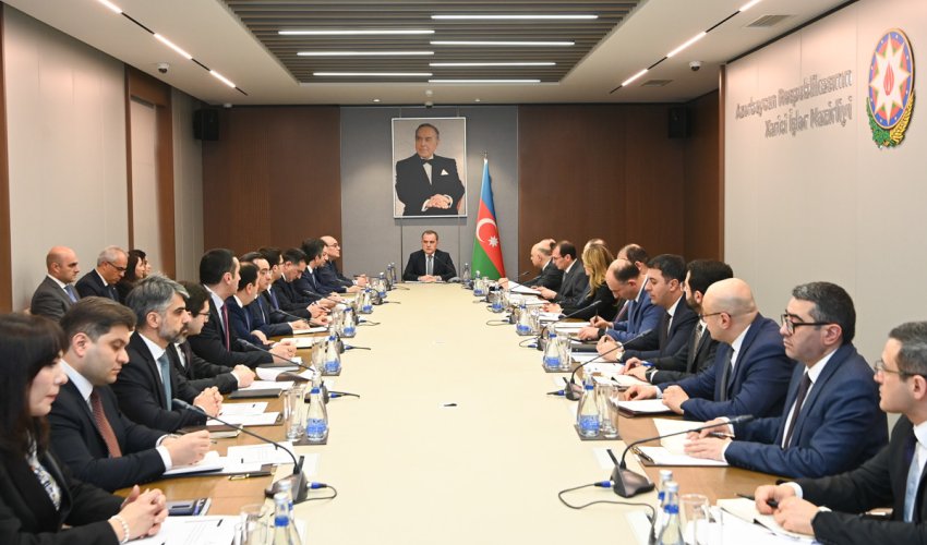 Xarici İşlər Nazirliyində geniştərkibli kollegiya iclası keçirilib