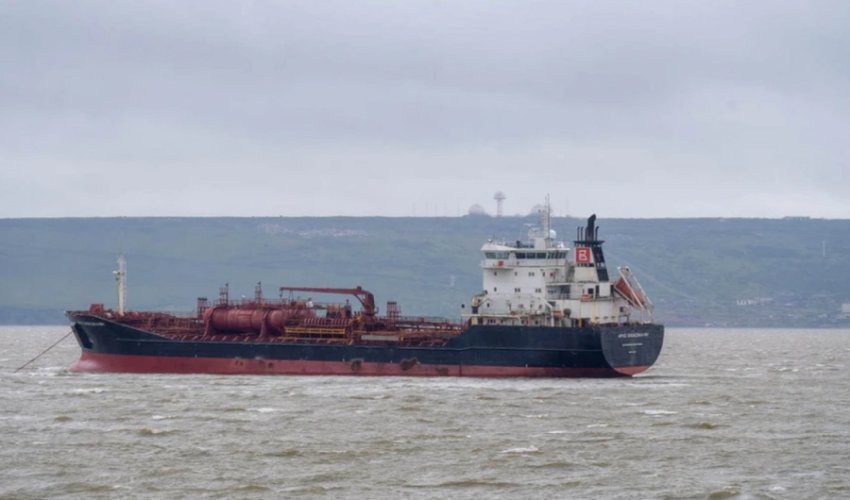 ABŞ ordusu Sakit okeanda gəmiyə hücum edib