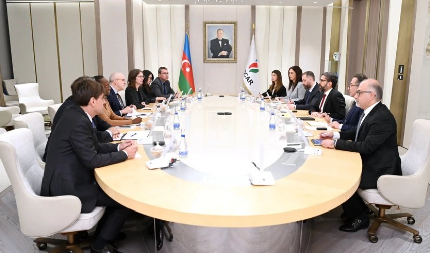 SOCAR и Всемирный банк обсудили реализацию зеленых энергокоридоров