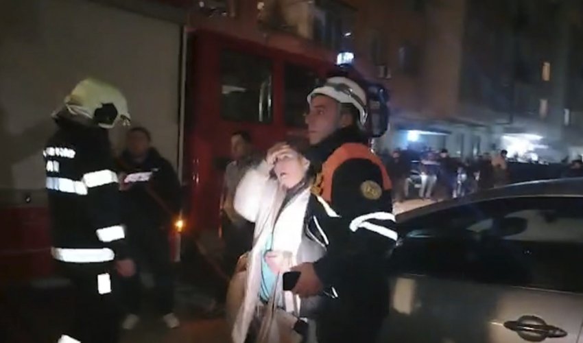 Xırdalanda çoxmərtəbəli yaşayış binasında yanğın olub