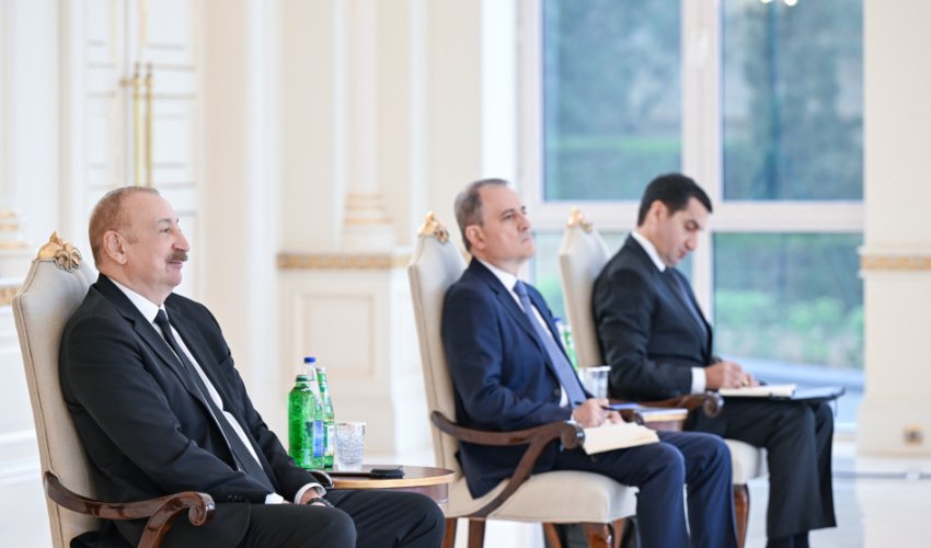 İlham Əliyev İndoneziya Prezidentini Azərbaycana səfərə dəvət edib