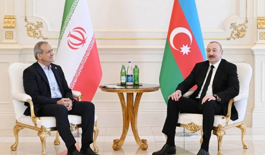 Azərbaycan və İran prezidentləri regional vəziyyəti və ikitərəfli əlaqələri müzakirə ediblər