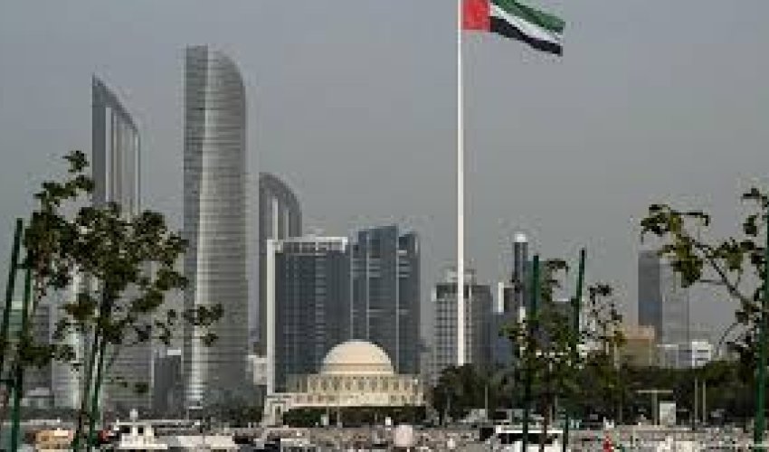 Переговоры в Абу-Даби отложили после визита человека Путина в Майами- Обновлено