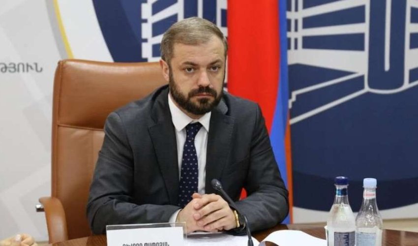 Armenian Economy Minister silent on reports of sugar imports from Azerbaijan