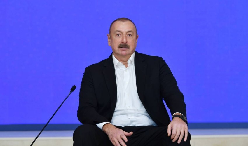 Prezident forum iştirakçılarına müraciət edib