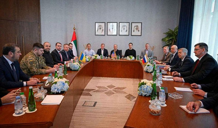 Начались переговоры России, Украины и США