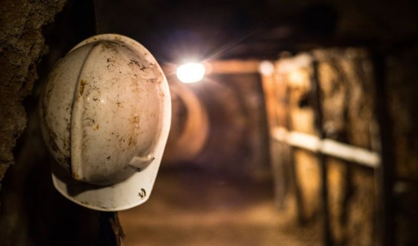 В Индии при взрыве в шахте погибли не менее 18 человек