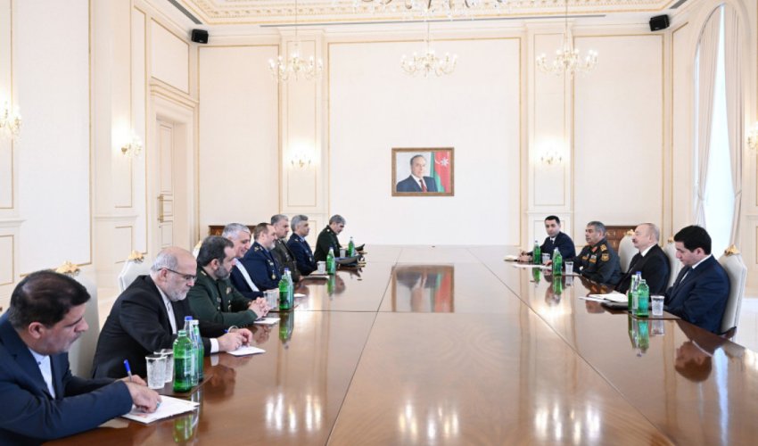 Əliyev İranın müdafiə nazirini qəbul edib