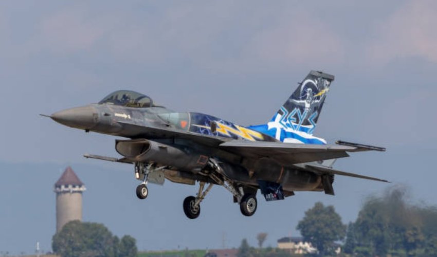 Скандал в ВВС Греции