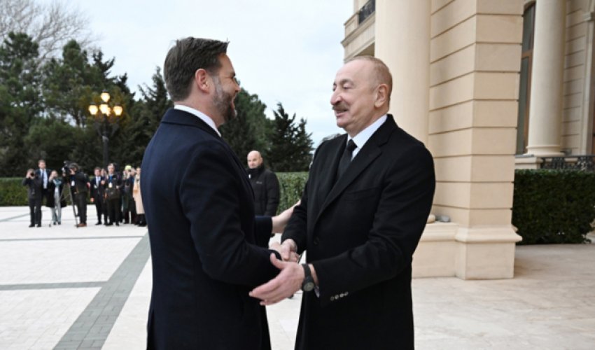 Bakıda ABŞ Vitse-prezidentinin rəsmi qarşılanma mərasimi olub