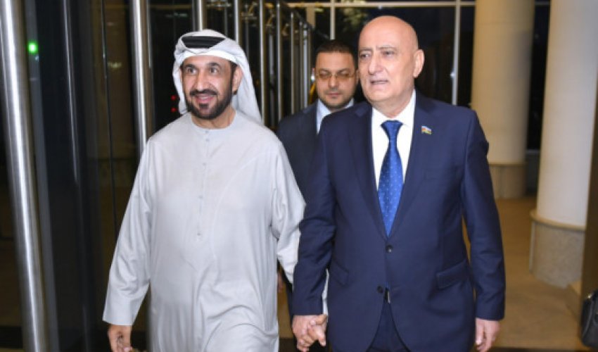 Ərəb Parlamentinin prezidenti Azərbaycana səfərə gəlib