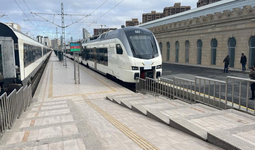 
Bakı-Ağstafa-Bakı istiqamətində əlavə qatar reysləri təyin edilib