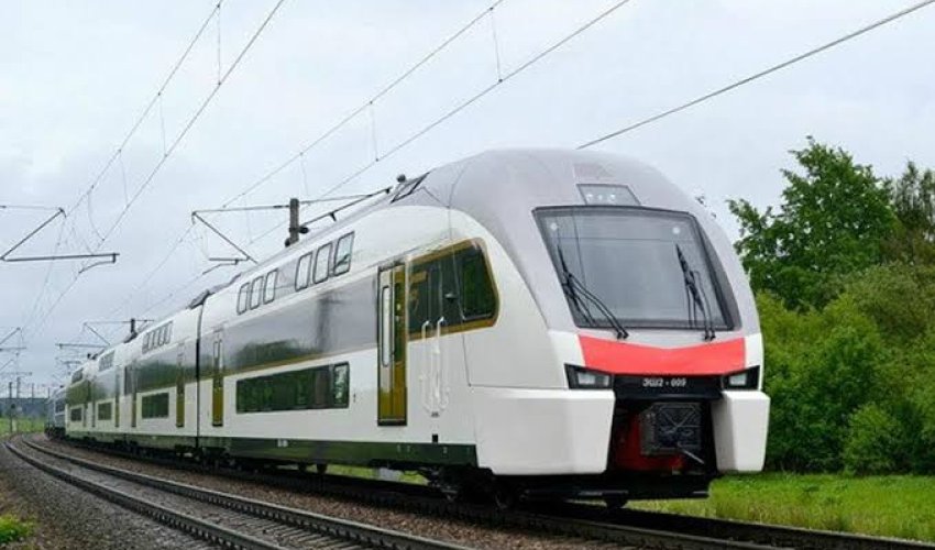 Novxanıda sürət qatarının qarşısına çıxan piyada ölüb