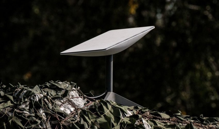 США тайно ввезли &laquo;Старлинки&raquo; для протестующих в Иране