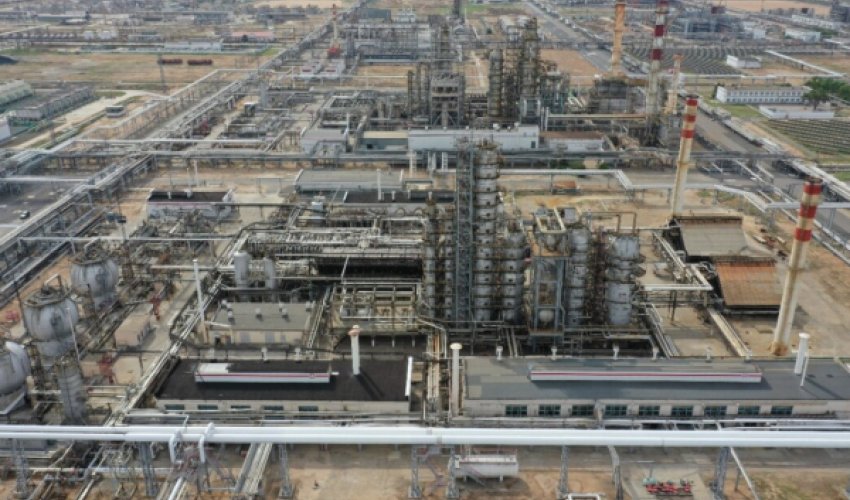 Остановился крупнейший НПЗ в России
