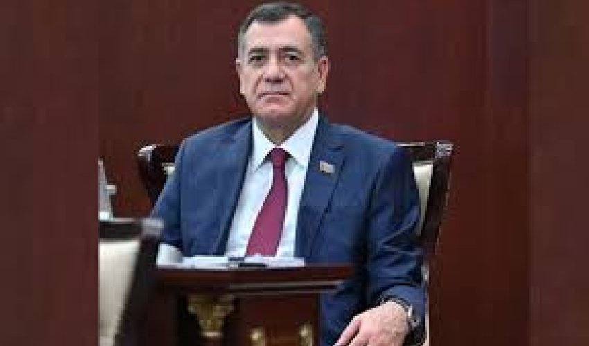 4 deputat bu qanunun əlehinə səs verib - Deputat isə kəskin iradını bildirib