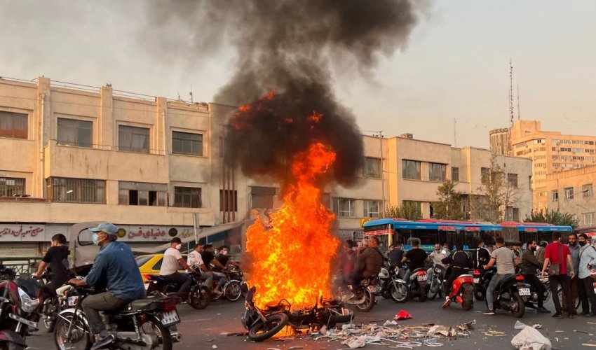 
İranda etiraz aksiyalarının araşdırılması üçün komitə yaradılıb