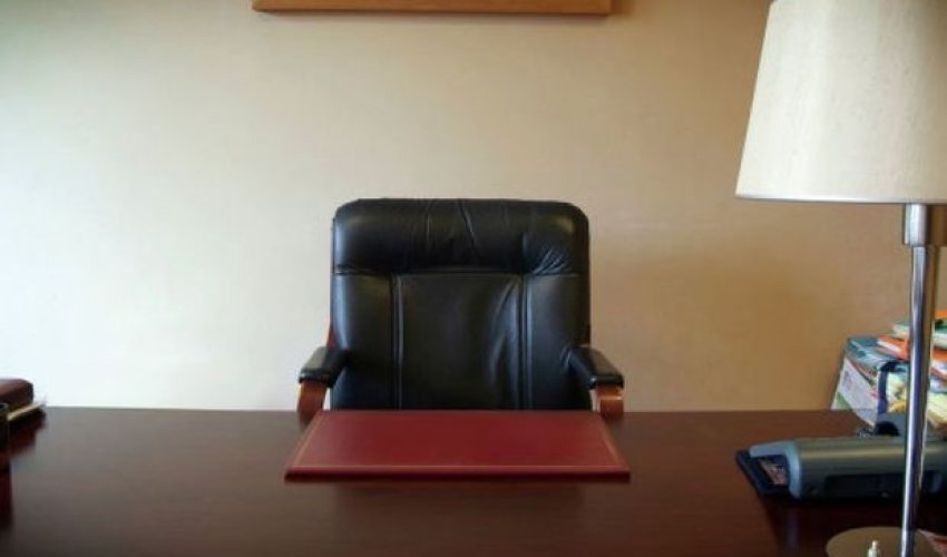 Qazax Dövlət Sosial İqtisad Kollecinin direktoru işdən çıxarılıb