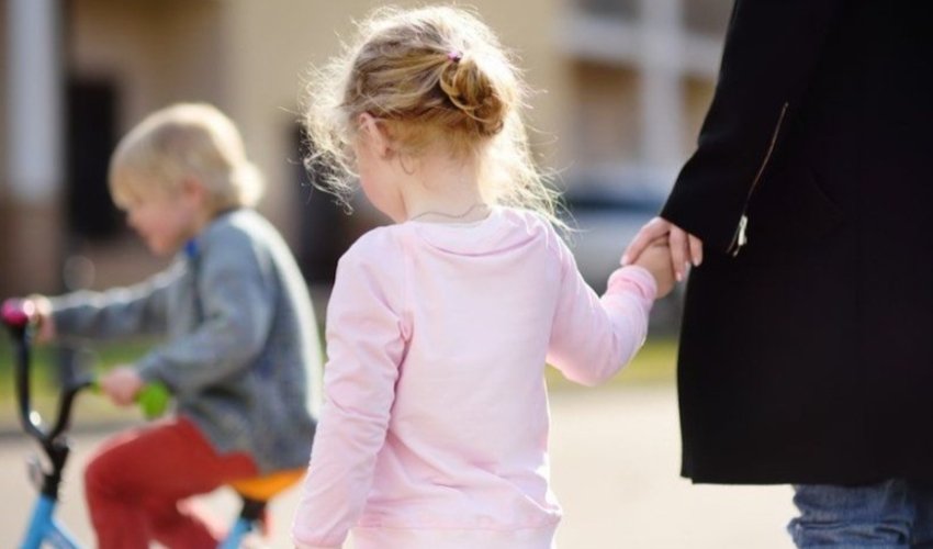 836 uşaq övladlığa verilib