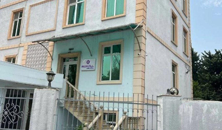 В Баку женщина скончалась после проведения эстетической операции