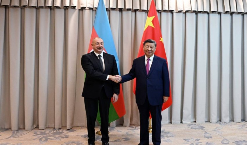 Prezident İlham Əliyev Çin liderini təbrik edib
