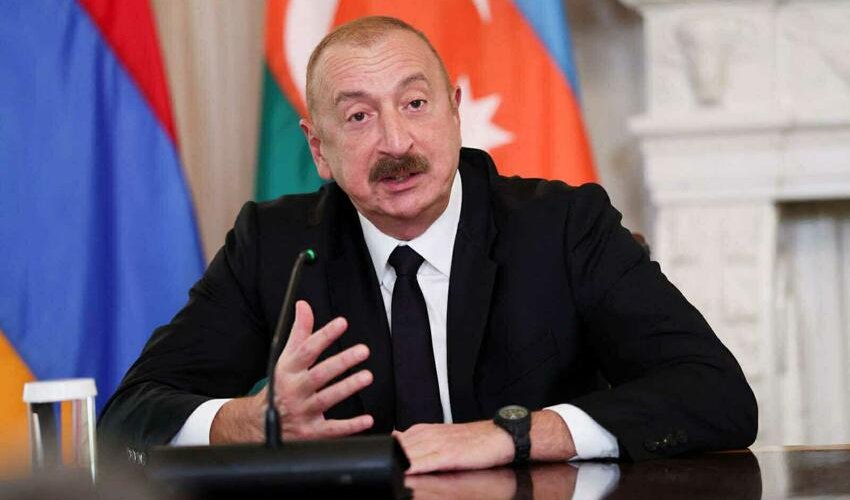 Əliyev Qambiya prezidentini Müstəqillik Günü münasibətilə təbrik edib