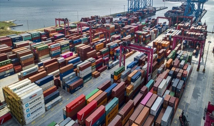 Ötən ay fiziki şəxslərin ölkəyə idxalı 22%-dən çox azalıb