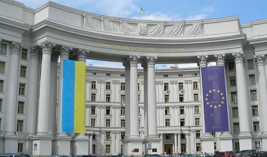 Киев ответил на ультиматумы Венгрии и Словакии