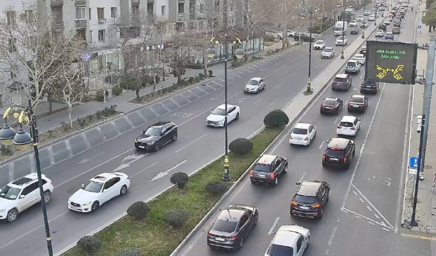Bakıda sıxlıq müşahidə olunan yollar - <span style=