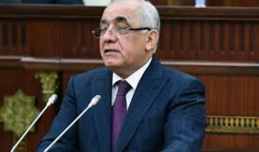 Baş nazir deputatların qaldırdığı problemlərlə bağlı cavab verib