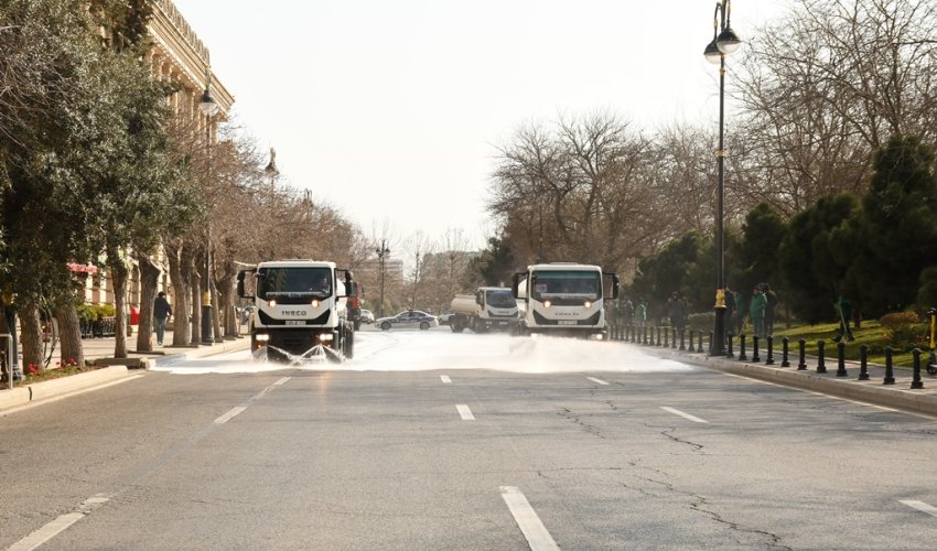 Bu gün Bakıda 537 küçə yuyulub