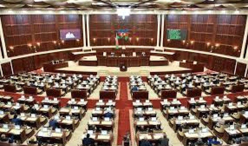 Milli Məclisin növbəti iclası başlayıb