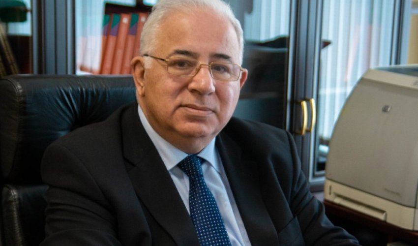 

Putin azərbaycanlı alimi təltif edib
