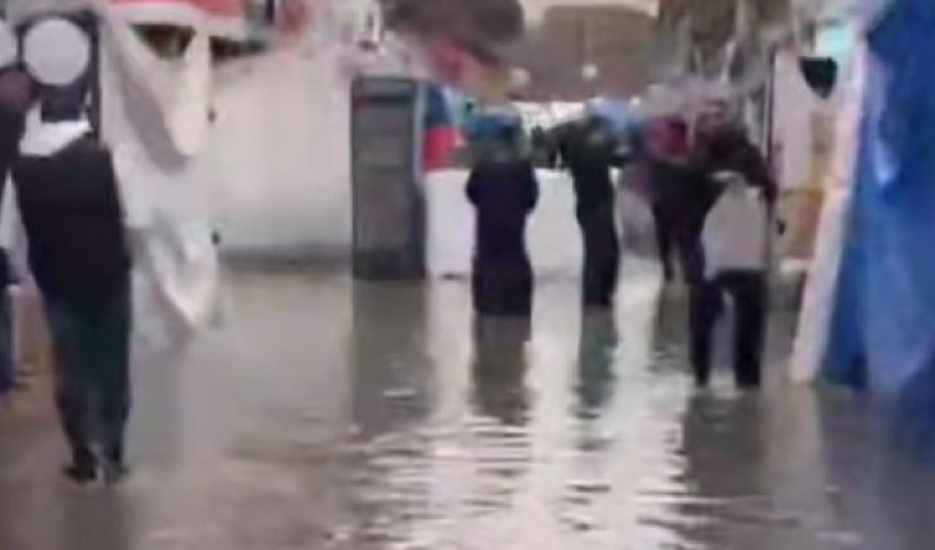 &ldquo;Sədərək&rdquo; ticarət mərkəzini su basdı &ndash; Video