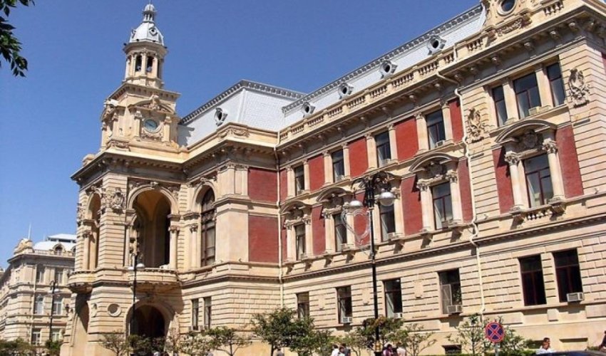 Bakı Şəhər İcra Hakimiyyətində müşavirə keçirilib