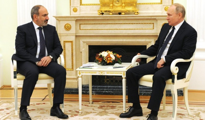 Pashinyan to Visit Russia, Meet Putin in Moscow