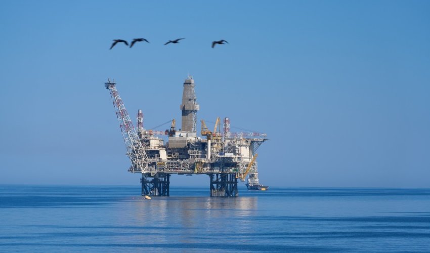 

Цена азербайджанской нефти превысила 132 доллара
