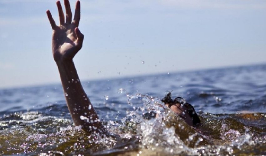 
В Гобустане 9-летний мальчик утонул в пруду