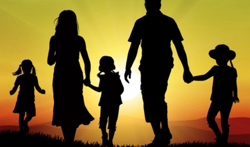 Azərbaycanda 3 minə yaxın ailənin beşdən çox uşağı var