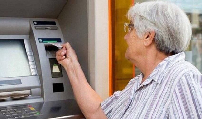 
Ölkə üzrə aprelin pensiya ödənişləri yekunlaşıb