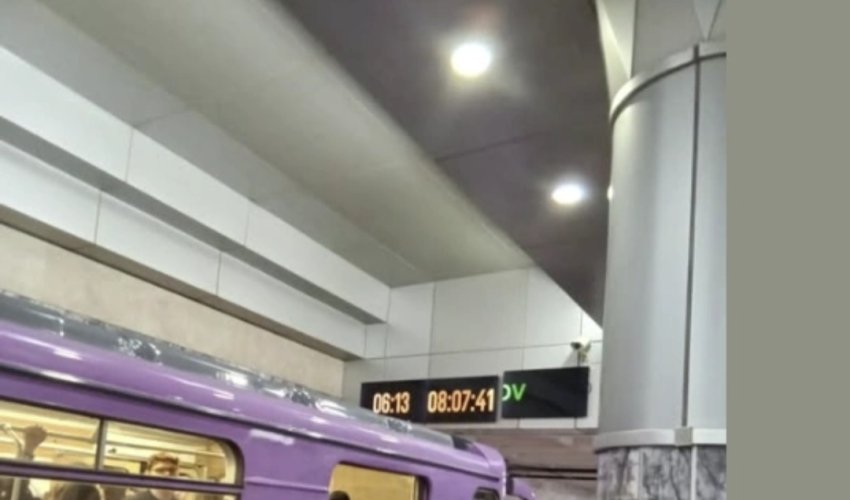 Sabah metroda qatarların intervalında gecikmələr olacaq - Rəsmi