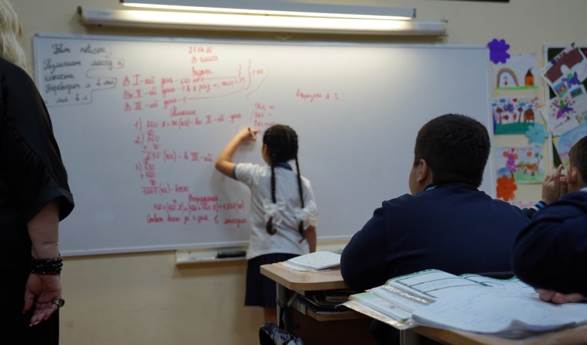 Bakıda bəzi məktəb və universitetlərdə tədris distant formada olacaq