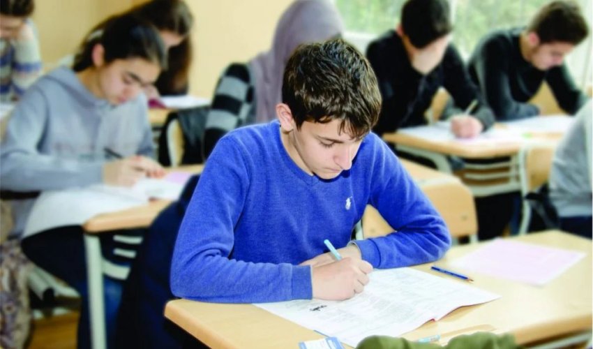 
Martın 15-i keçirilmiş buraxılış imtahanının nəticələri elan olunub