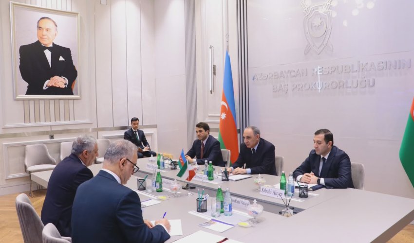 Kamran Əliyev İran səfiri ilə niyə görüşüb?