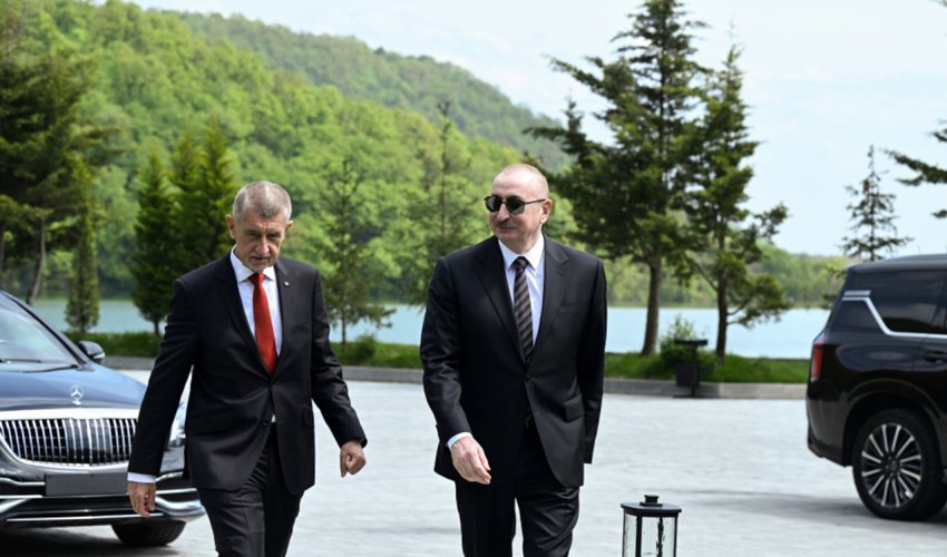 Prezidentin sosial şəbəkə hesablarında Babişin Azərbaycana səfəri ilə bağlı videoçarx paylaşılıb