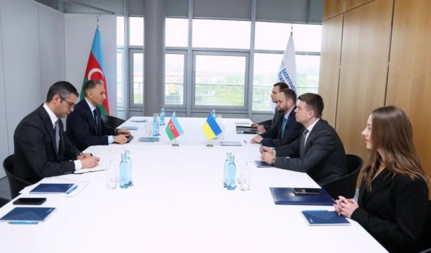 Азербайджан и Украина подписали меморандум о взаимопонимании в сфере транспорта