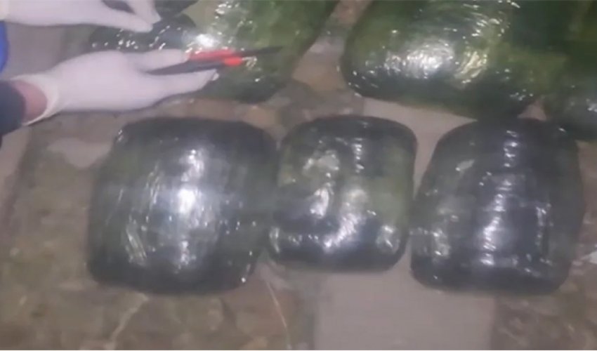 В Сураханы обнаружено 12 килограммов наркотиков