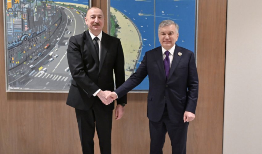 Алиев встретился с Мирзиёевым